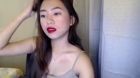 Snapshot of itscandygurl chatting on December 23, 3:23 pm Candy online show from December 23, 3:23 pm