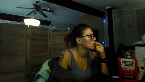 Snapshot of itsmesophie_x chatting on September 30, 4:56 pm ItsMeSophie X online show from September 30, 4:56 pm