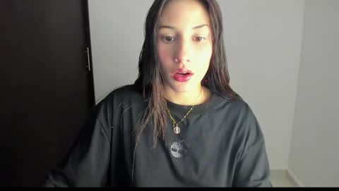 ivanna_essis online show from January 7, 5:12 am