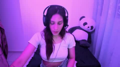 ivanna_essis online show from February 25, 11:37 pm