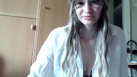 ivetta911 online show from June 9, 10:25 am
