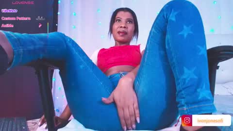  Ivon  Miss Jones  online show from October 28, 4:07 am