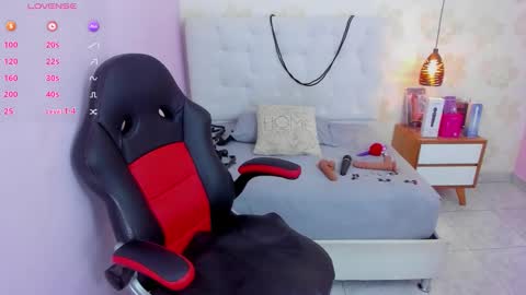 IVONE   online show from November 26, 7:26 pm