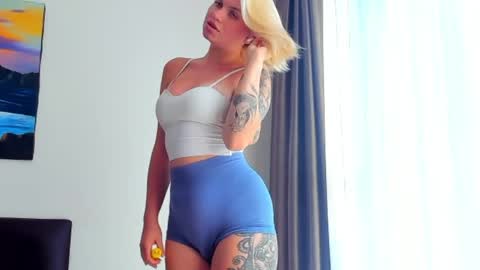 ivory_soule online show from April 9, 6:30 am