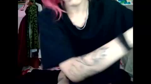 ivorytrixx online show from March 31, 5:18 am