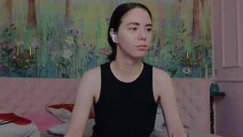 ivorywood_ online show from May 28, 6:39 pm