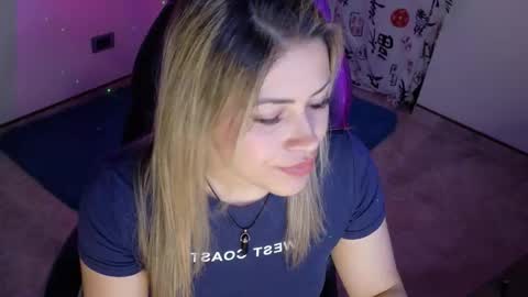 Snapshot of ivy__taylorr chatting on October 19, 12:56 am Diana Rojas online show from October 19, 12:56 am