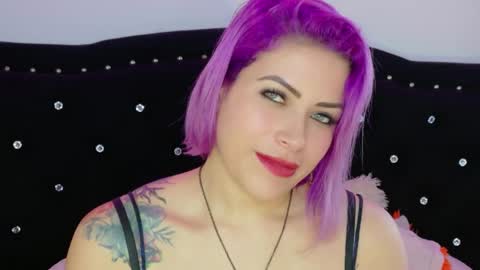 Diana Rojas  online show from May 11, 9:45 pm