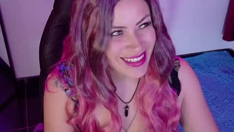 Snapshot of ivy__taylorr chatting on September 23, 2:43 am Diana Rojas online show from September 23, 2:43 am