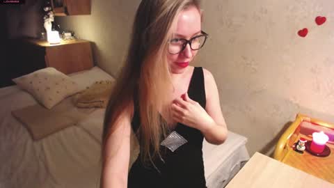 Ivy online show from December 8, 10:36 pm