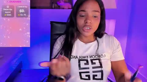 Snapshot of ivybliss8 chatting on February 6, 12:15 pm i v y b l i s s online show from February 6, 12:15 pm