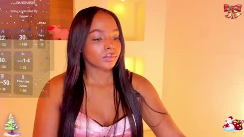 Snapshot of ivybliss8 chatting on December 26, 12:05 pm i v y b l i s s online show from December 26, 12:05 pm