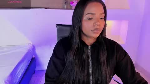 Snapshot of ivybliss8 chatting on February 4, 12:11 pm i v y b l i s s online show from February 4, 12:11 pm