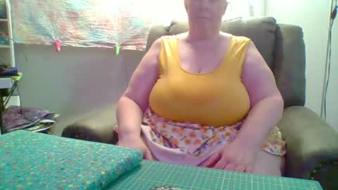 ivyjane3522 online show from July 14, 1:17 am