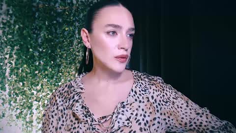 Miss Ivy online show from February 2, 3:49 pm