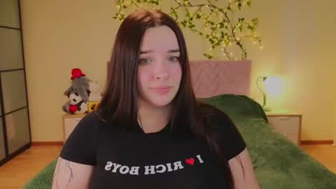 Daisy online show from June 16, 2:56 am