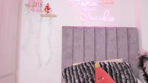 Snapshot of jacobss_gh chatting on September 11, 12:55 am JACOBSS online show from September 11, 12:55 am