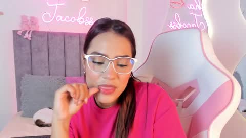 Snapshot of jacobss_gh chatting on March 3, 9:34 pm JACOBSS online show from March 3, 9:34 pm