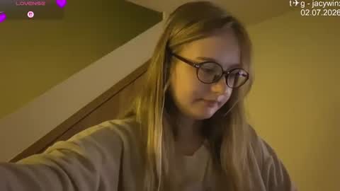 jacywinslat online show from July 2, 2:45 pm