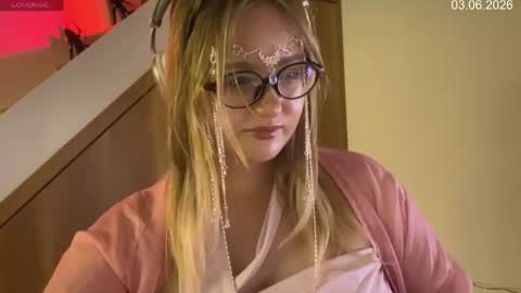 jacywinslat online show from June 4, 5:06 pm