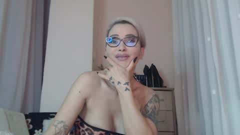 Jada online show from July 20, 7:47 pm
