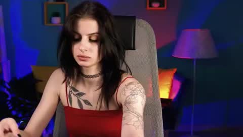 jade_castle online show from June 18, 4:03 am