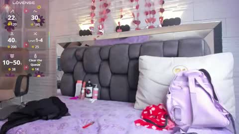  JADE  online show from February 6, 6:55 pm