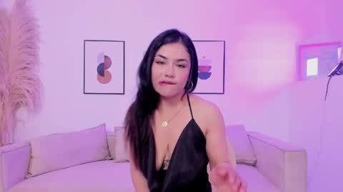 jade_montoya online show from April 8, 8:22 pm