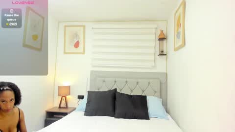 Jade smile online show from February 15, 3:50 pm