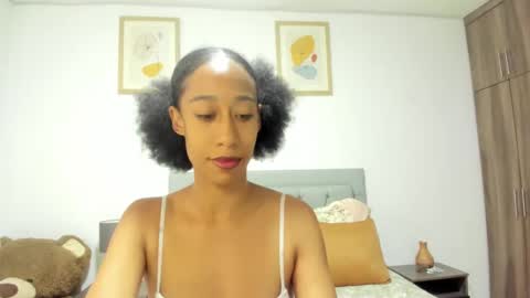 Jade smile online show from September 26, 2:47 pm