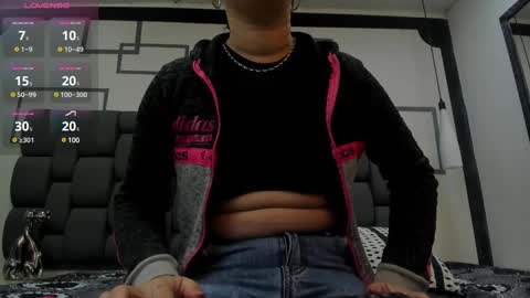Snapshot of jade_squirt chatting on February 12, 10:46 am Jade online show from February 12, 10:46 am
