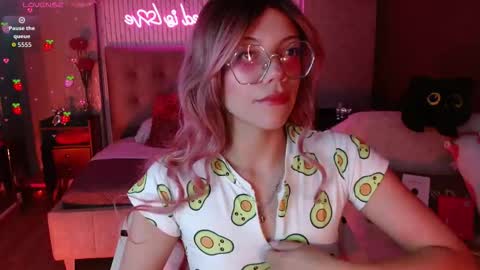 JADE online show from February 21, 9:04 pm