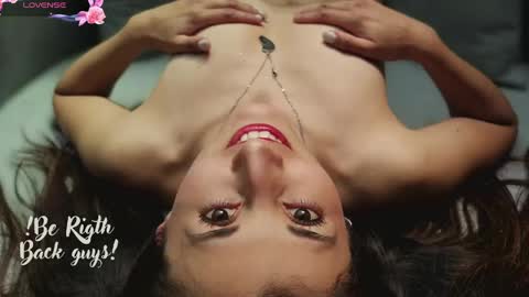 jade white  online show from March 11, 12:06 pm