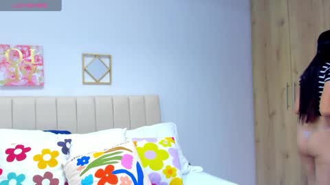 Snapshot of jadebrown_02 chatting on February 22, 12:49 am sara online show from February 22, 12:49 am