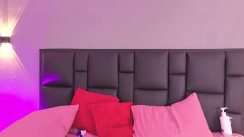 Jade online show from July 15, 7:51 pm