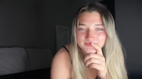 Jade james online show from July 10, 3:29 am