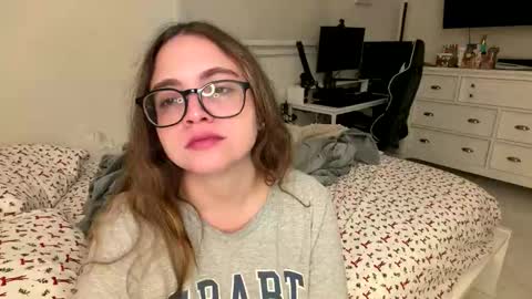 jademonroe0522 online show from December 5, 10:16 am