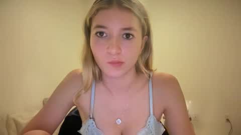 jadewilkinson online show from January 19, 7:15 am