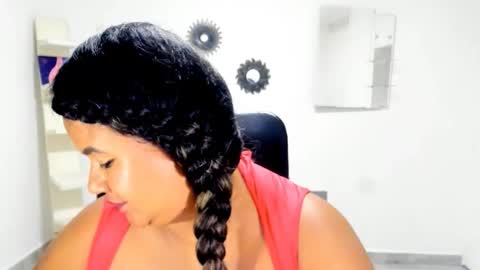 jan_milkhot online show from November 15, 4:35 am