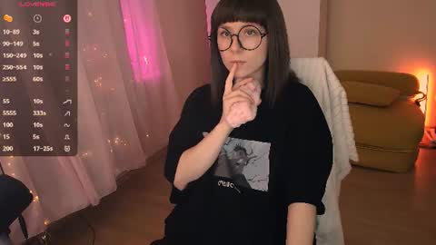 jane_kinn online show from June 20, 5:00 am