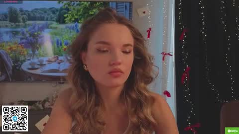 Hi Im Alice and here youll find something online show from March 17, 6:06 am