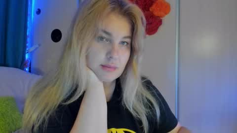 Snapshot of jansylines chatting on September 18, 6:17 pm JansyLines online show from September 18, 6:17 pm