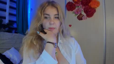 Snapshot of jansylines chatting on October 18, 9:38 pm JansyLines online show from October 18, 9:38 pm