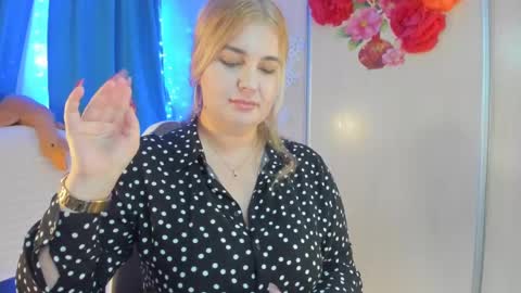 Snapshot of jansylines chatting on February 7, 7:27 pm JansyLines online show from February 7, 7:27 pm