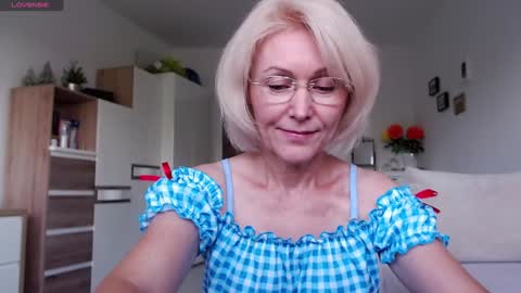 Jasmin room for people 40 online show from September 16, 8:44 am