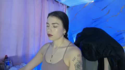 Jas online show from March 4, 3:04 pm