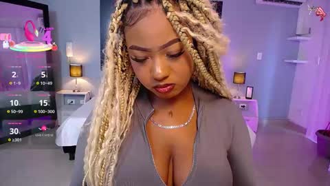 Instagram jasminecampbell1  online show from February 11, 2:07 pm