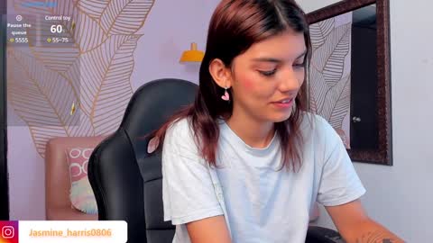 Snapshot of jasmineharris chatting on December 26, 12:05 pm jasmineharris online show from December 26, 12:05 pm
