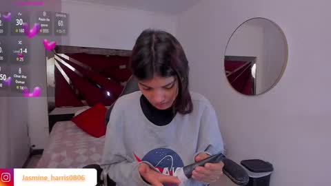 Snapshot of jasmineharris chatting on February 19, 11:28 am jasmineharris online show from February 19, 11:28 am