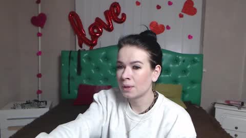 JasmineKouch online show from February 11, 6:26 am